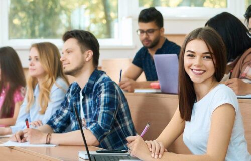 LGS Hazırlıkta VIP Eğitimin Önemi: Birebir İlgi ile Başarıya Giden Yol